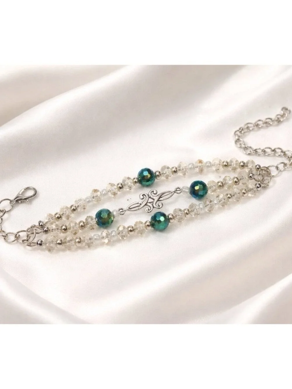 Reimagined Glass Crystal Bead Bracelet Silver Tone 6-8 Inch
